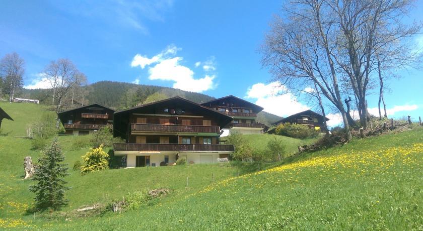 Mom - Alpine Boutique Apartments, Grindelwald Gletscher, Eiger View Terrace Studio Экстерьер фото